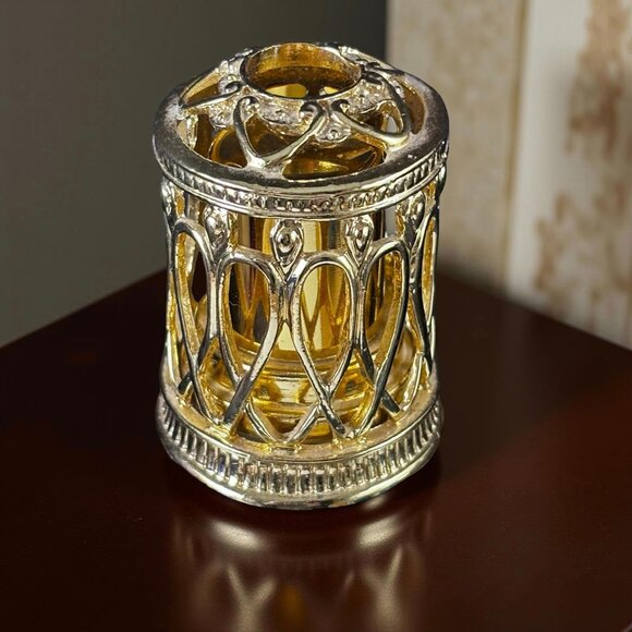 Vintage Catalytic Fragrance Lamp with Gold Crown Fern Leaf Glass Effusion Lamp - Picture 4 of 7